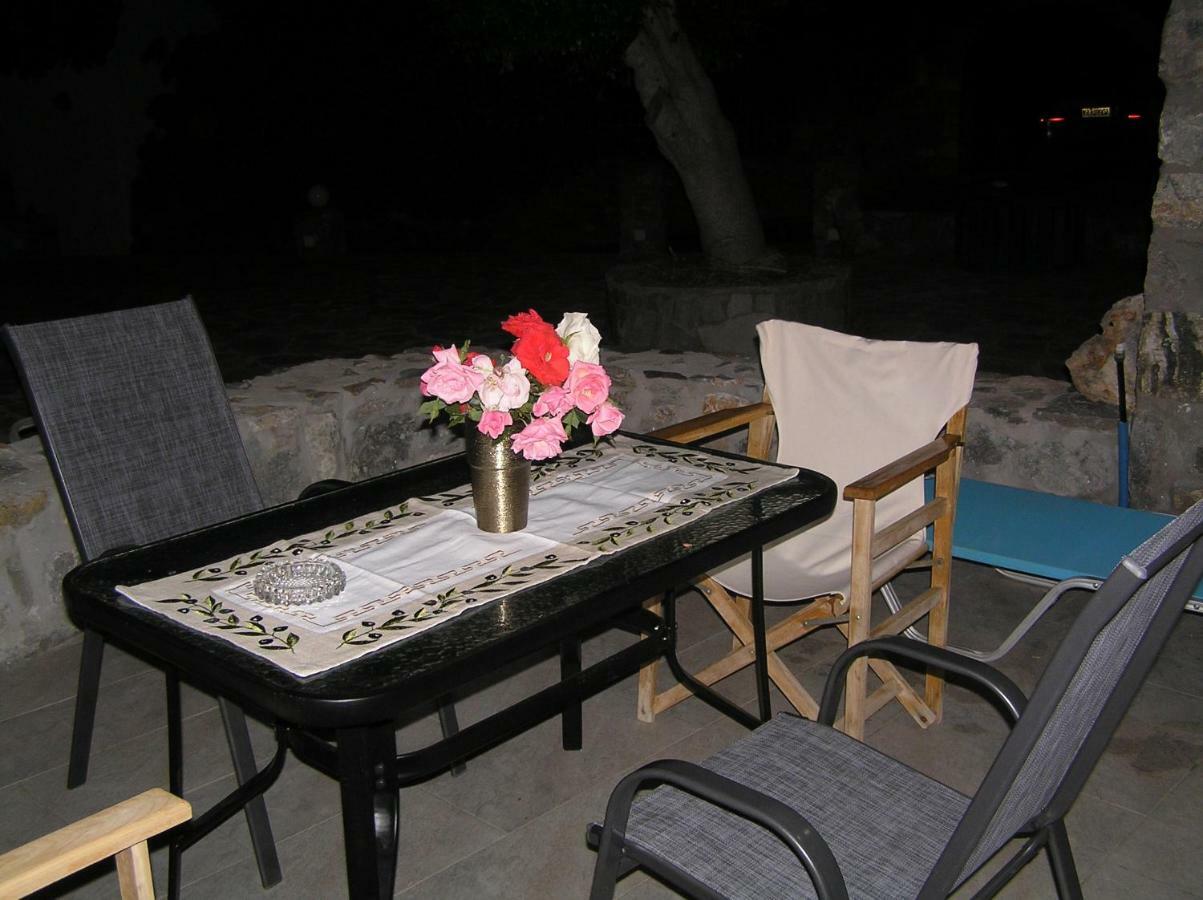 Villa Olga Agalianos Esterno foto